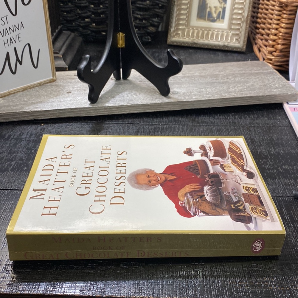 Maida Heatter's Vintage 1995 PB Book of Great Chocolate Desserts! - Picture 2 of 12